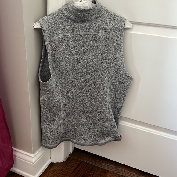 Grey Patagonia vest - Picture 2 of 5